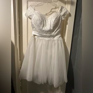 FRANCISSCAL Short Wedding Dress size 6 NWT
